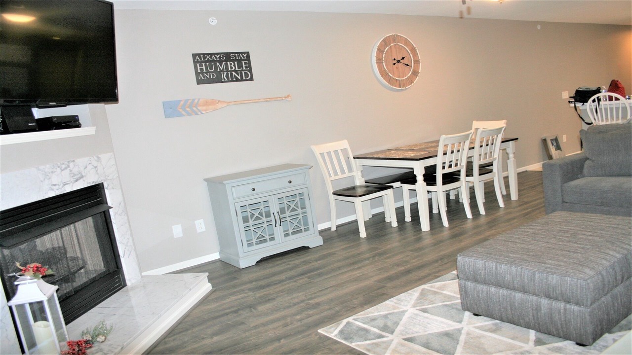 Photo of Livingroom in Camdenton