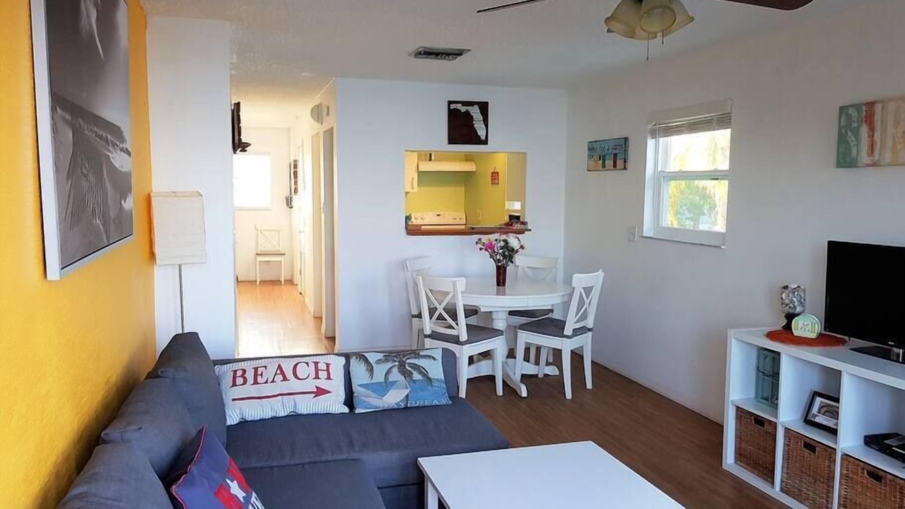 Photo of Bedroom in Crescent Beach