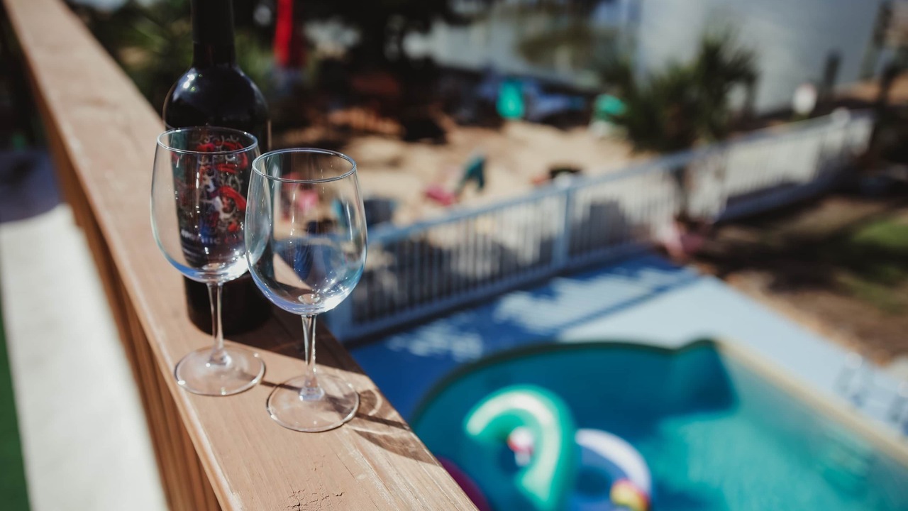 Photo of Patio Balcony in Crescent Beach