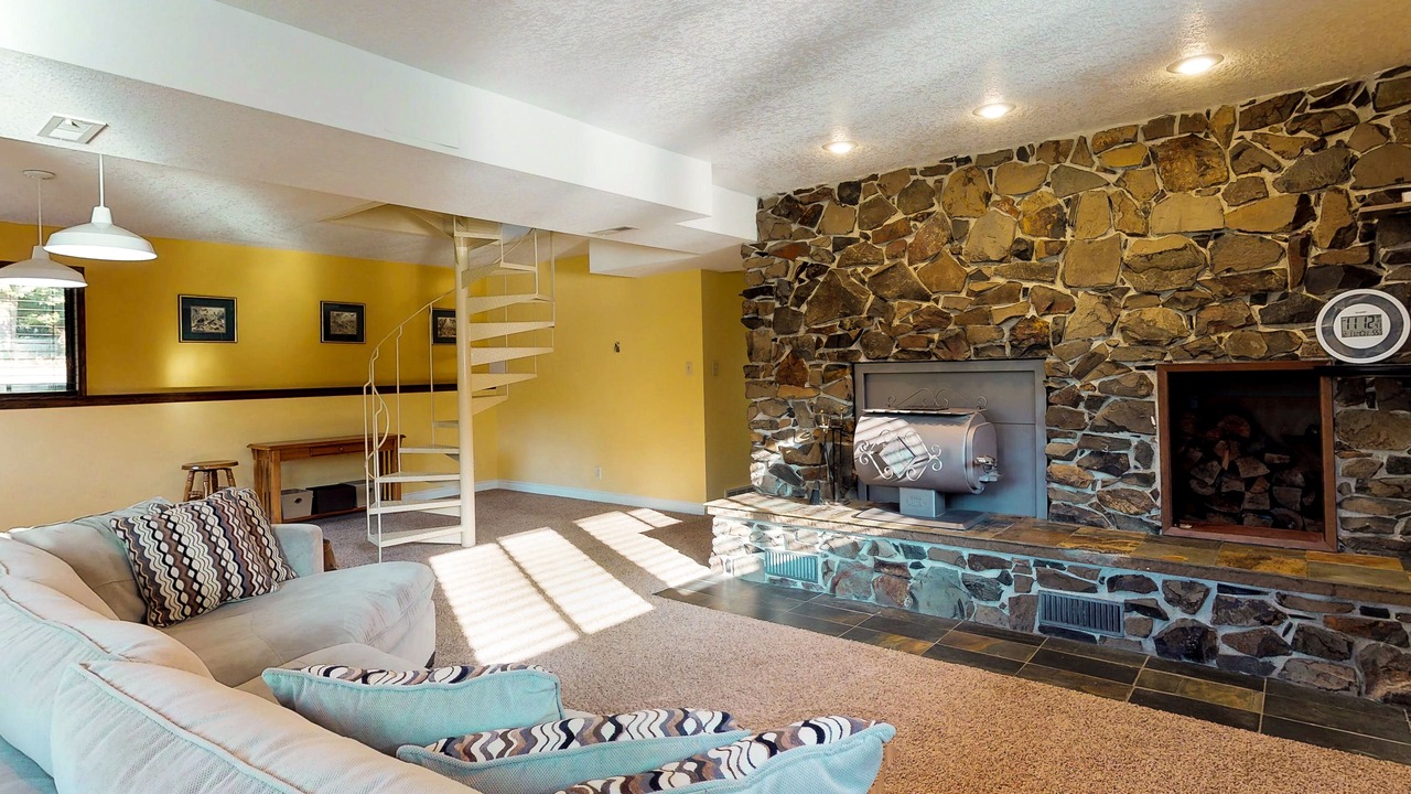 Photo of Livingroom in Port Angeles