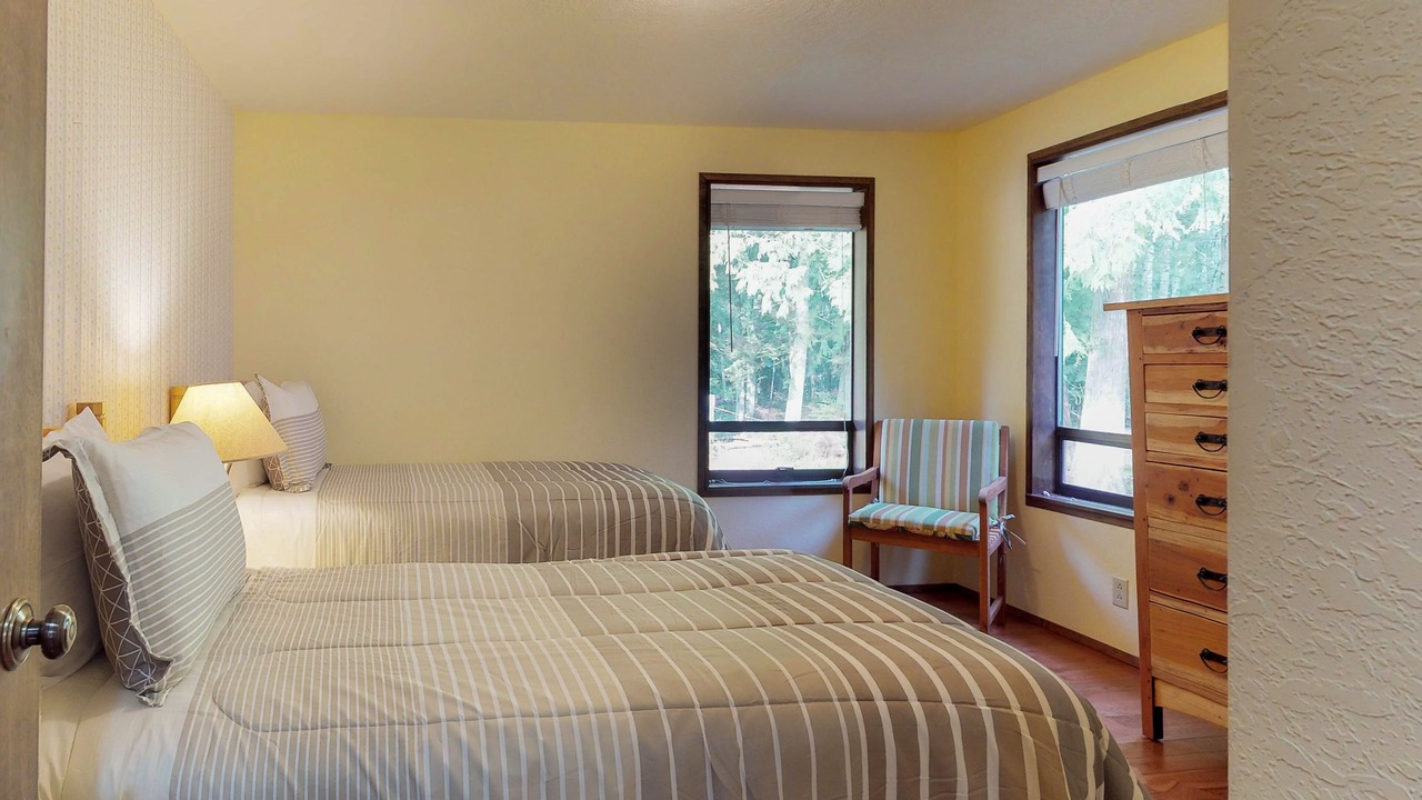 Photo of Bedroom in Port Angeles