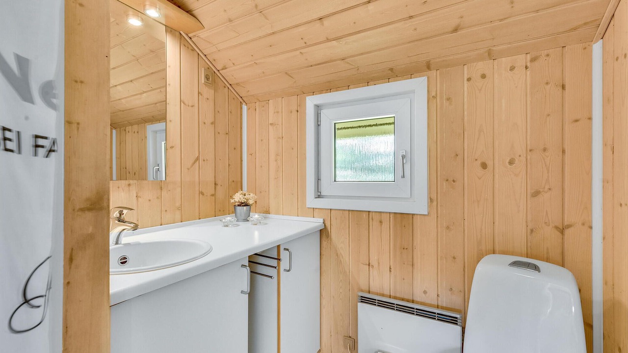 Photo of Bathroom in Skaven Strand