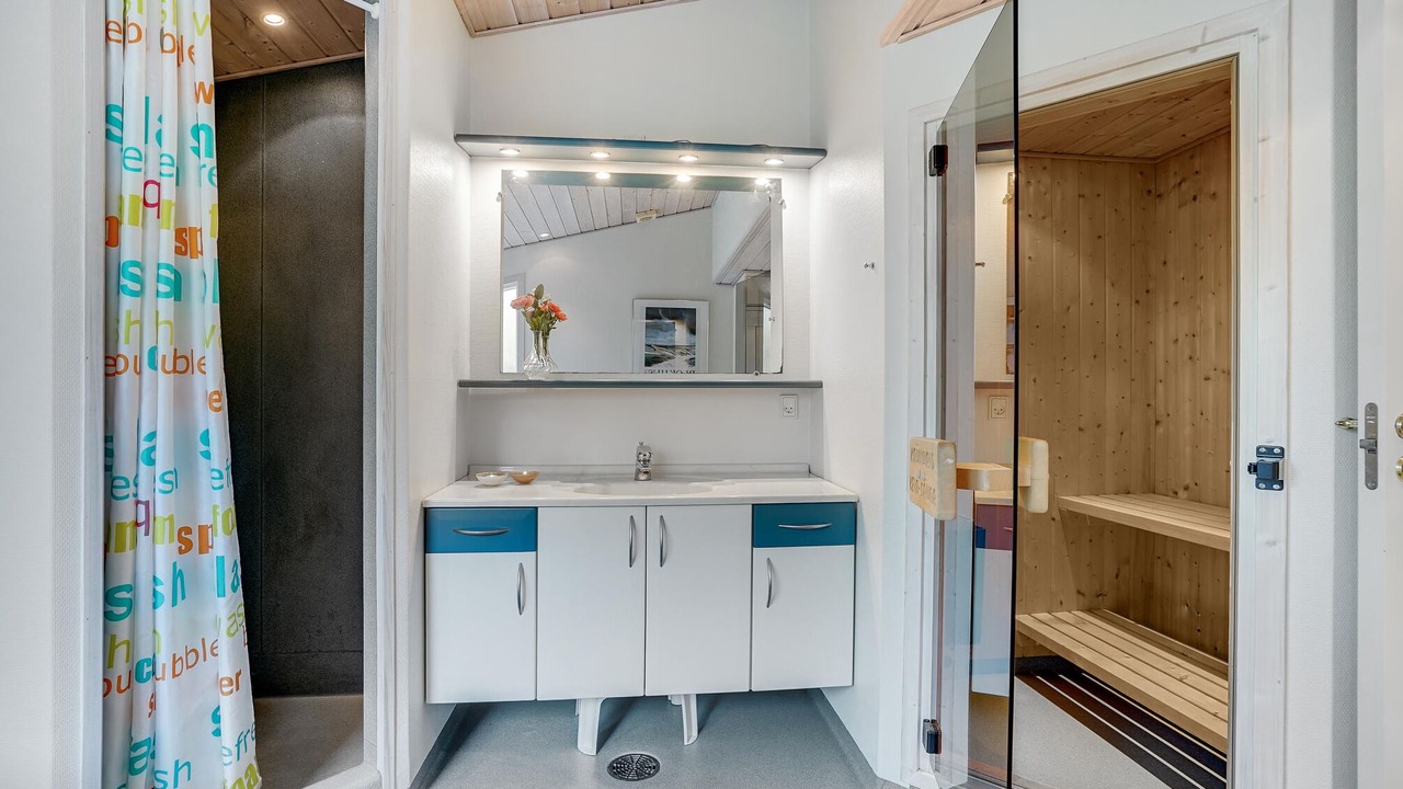 Photo of Bathroom in Torup Strand
