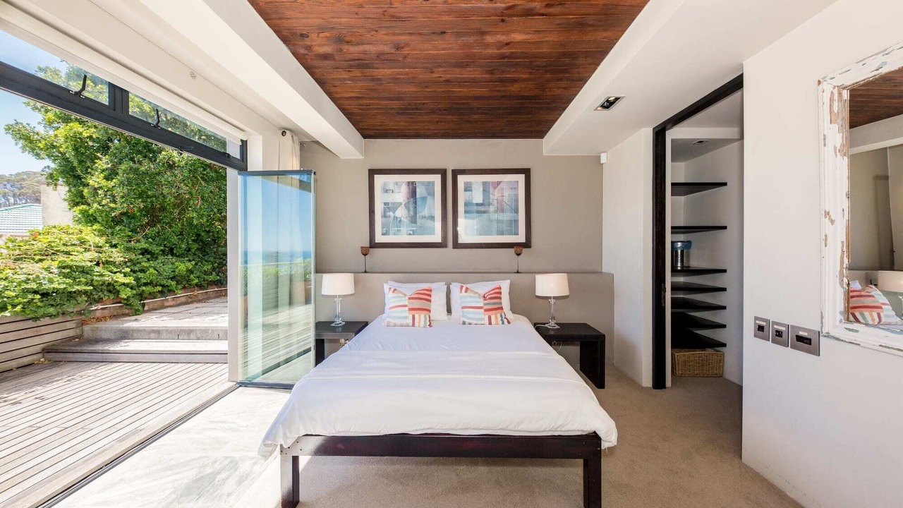 Photo of Bedroom in Sea Point