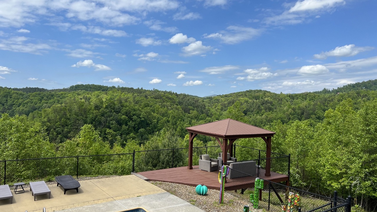 Photo of Outdoor in Tarheel