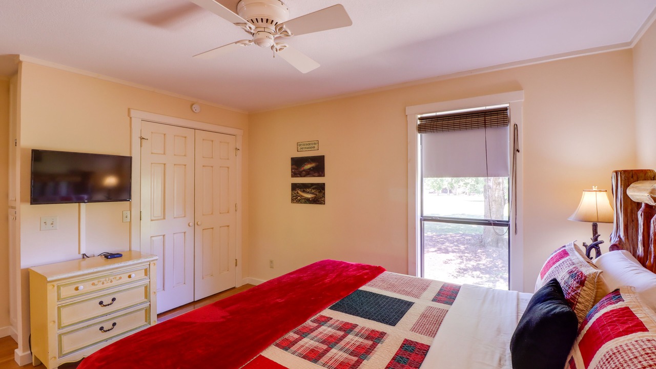 Photo of Bedroom in Mountain View