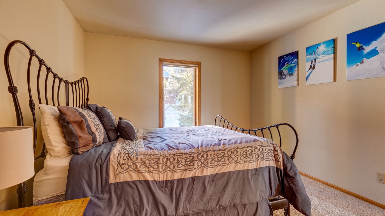 Photo of Bedroom in Baldy Mountain