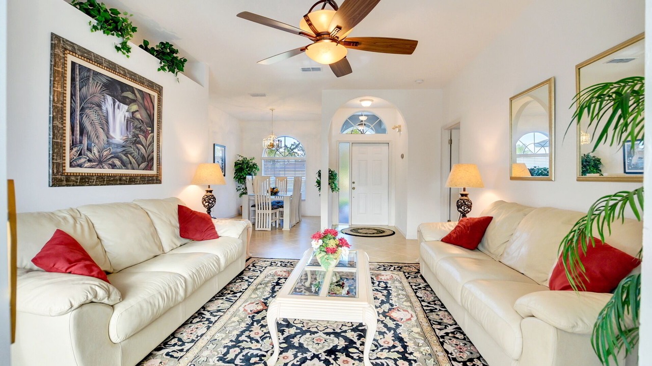 Photo of Bedroom in Central Naples