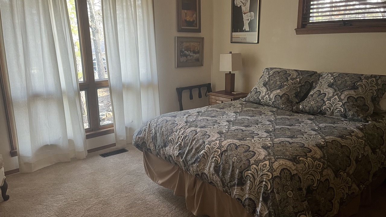 Photo of Bedroom in Rogers