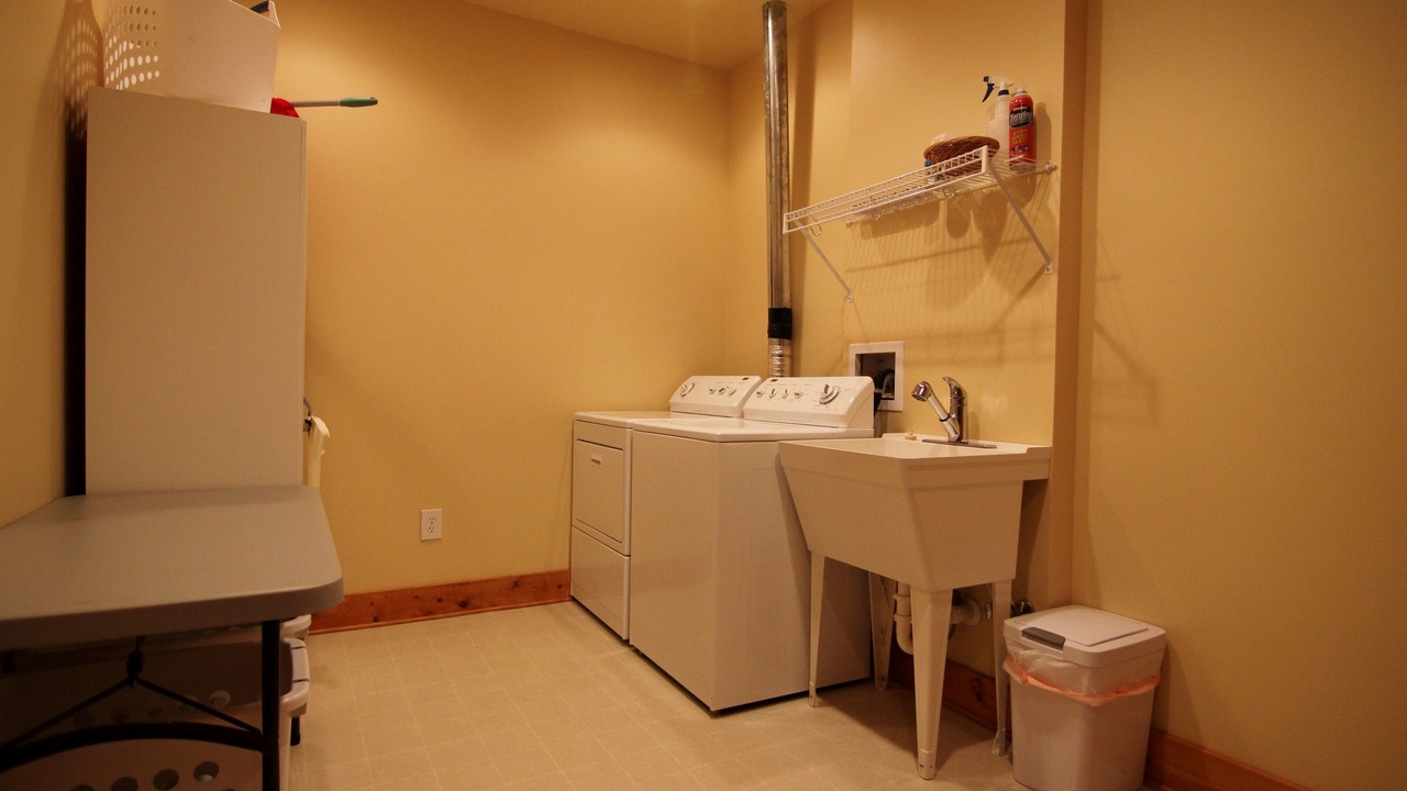 Photo of Bedroom in Serenity Bay