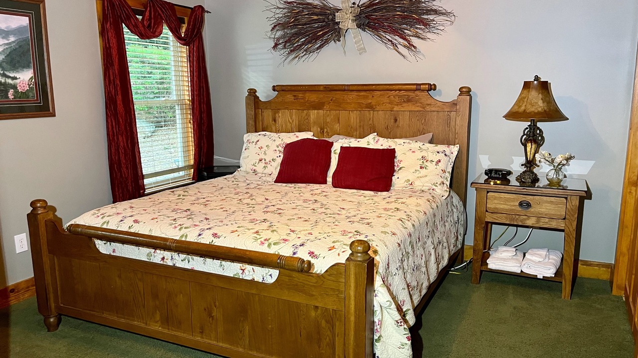 Photo of Bedroom in Serenity Bay