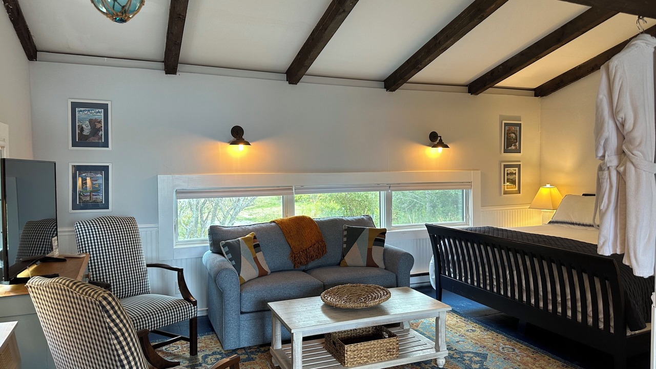 Photo of Livingroom in East Sullivan