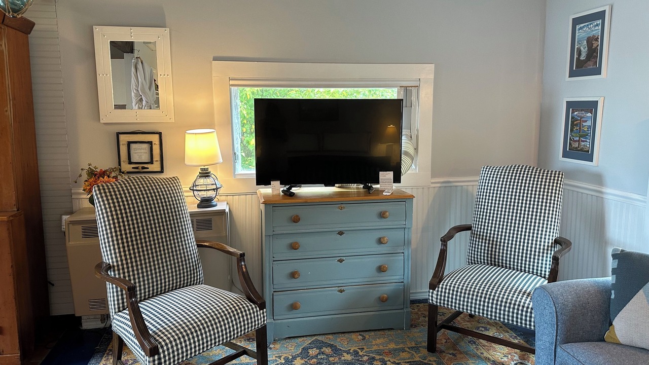 Photo of Livingroom in East Sullivan