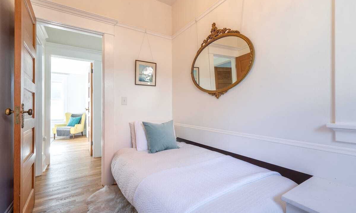 Photo of Bedroom in Irvington