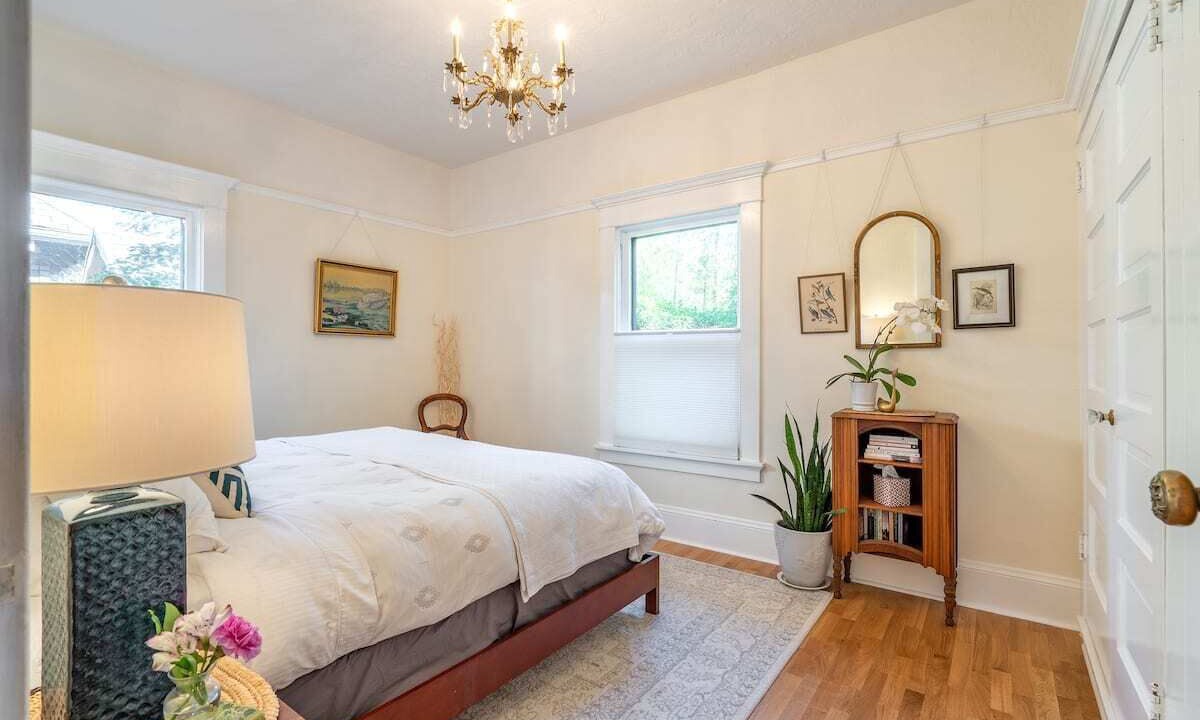 Photo of Bedroom in Irvington