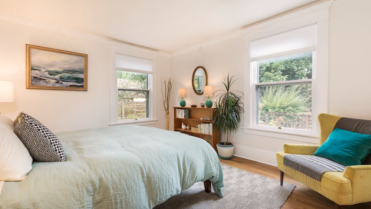 Photo of Bedroom in Irvington