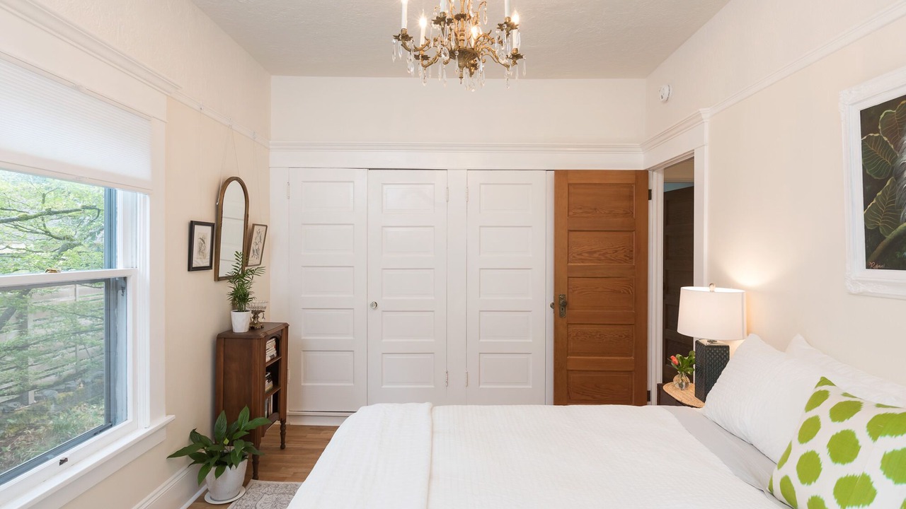 Photo of Bedroom in Irvington