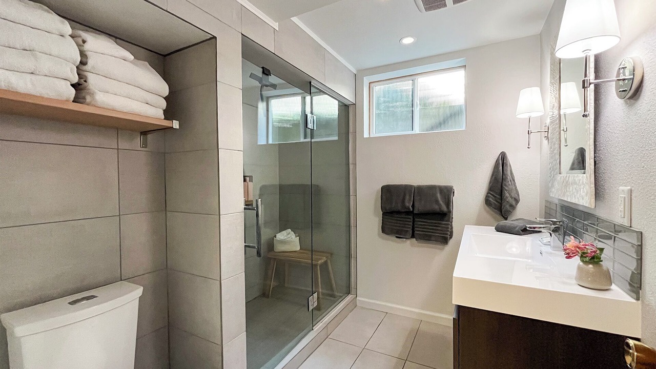 Photo of Bathroom in Reed