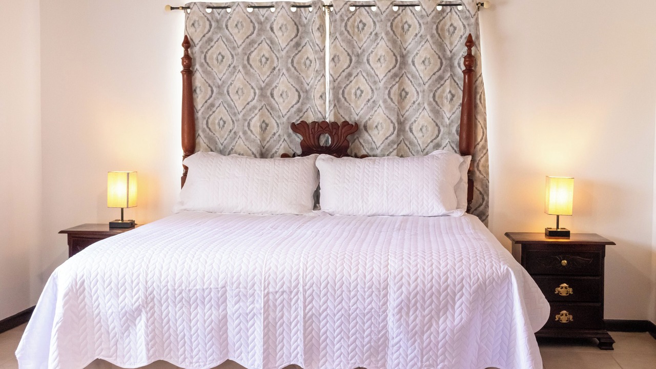 Photo of Bedroom in West Gate Hills