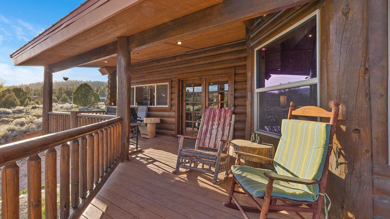 Photo of Patio Balcony in Mammoth Creek
