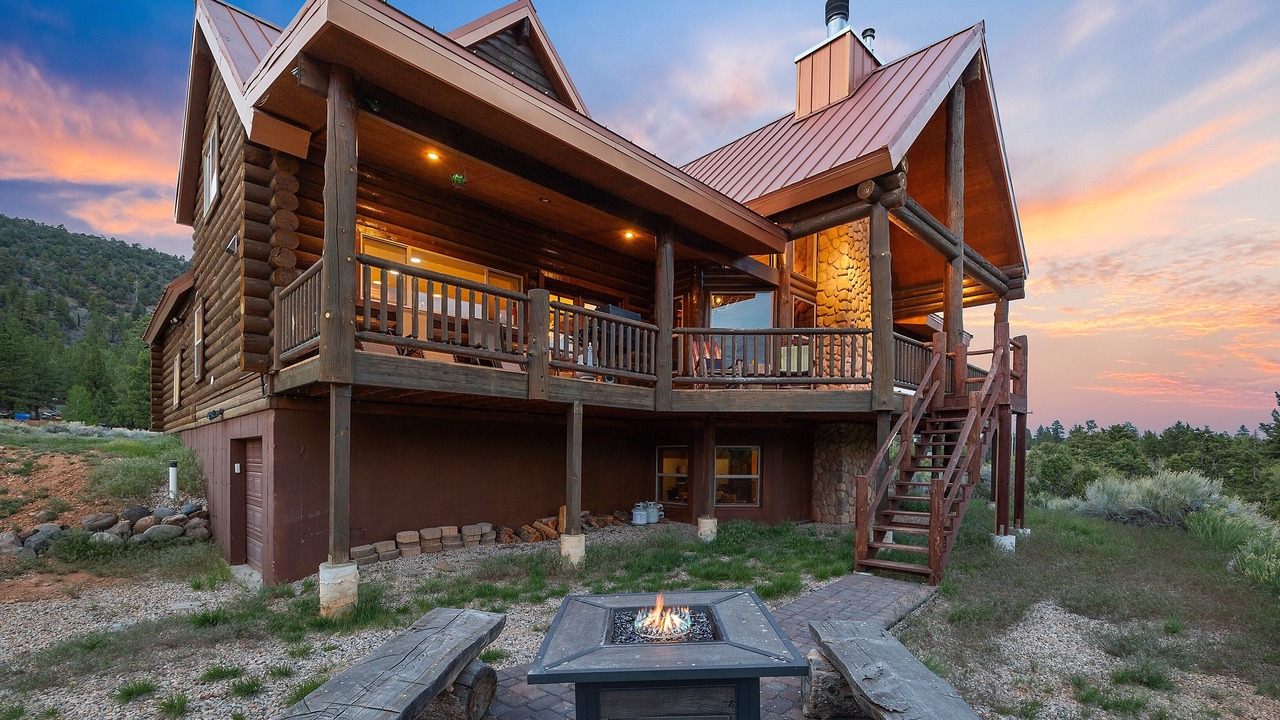 Photo of Patio Balcony in Mammoth Creek