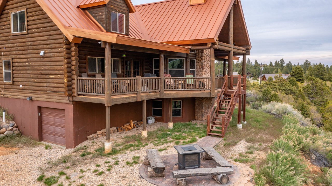 Photo of Outdoor in Mammoth Creek