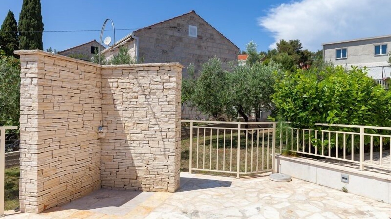 Photo of Outdoor in Sumartin