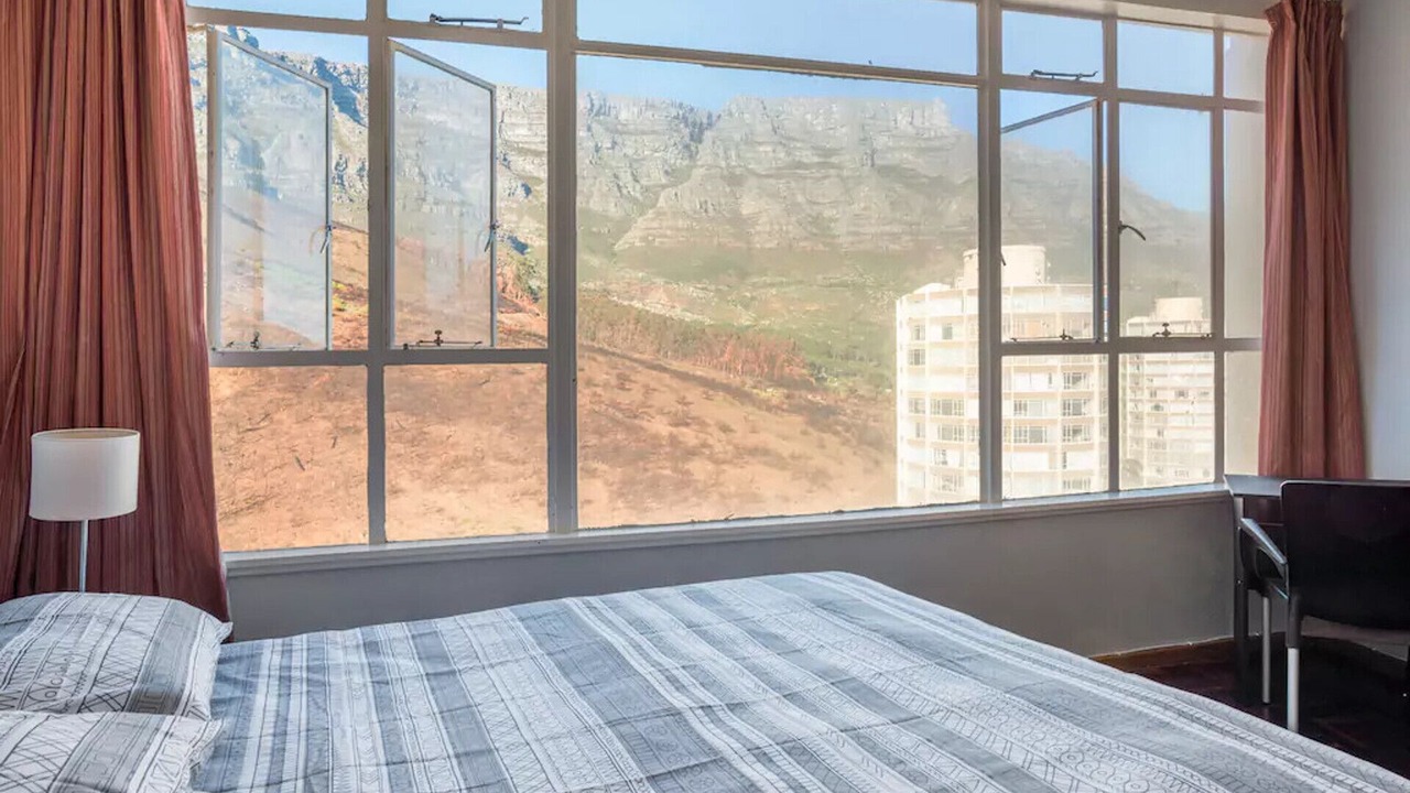 Photo of Bedroom in Cape Town City Centre