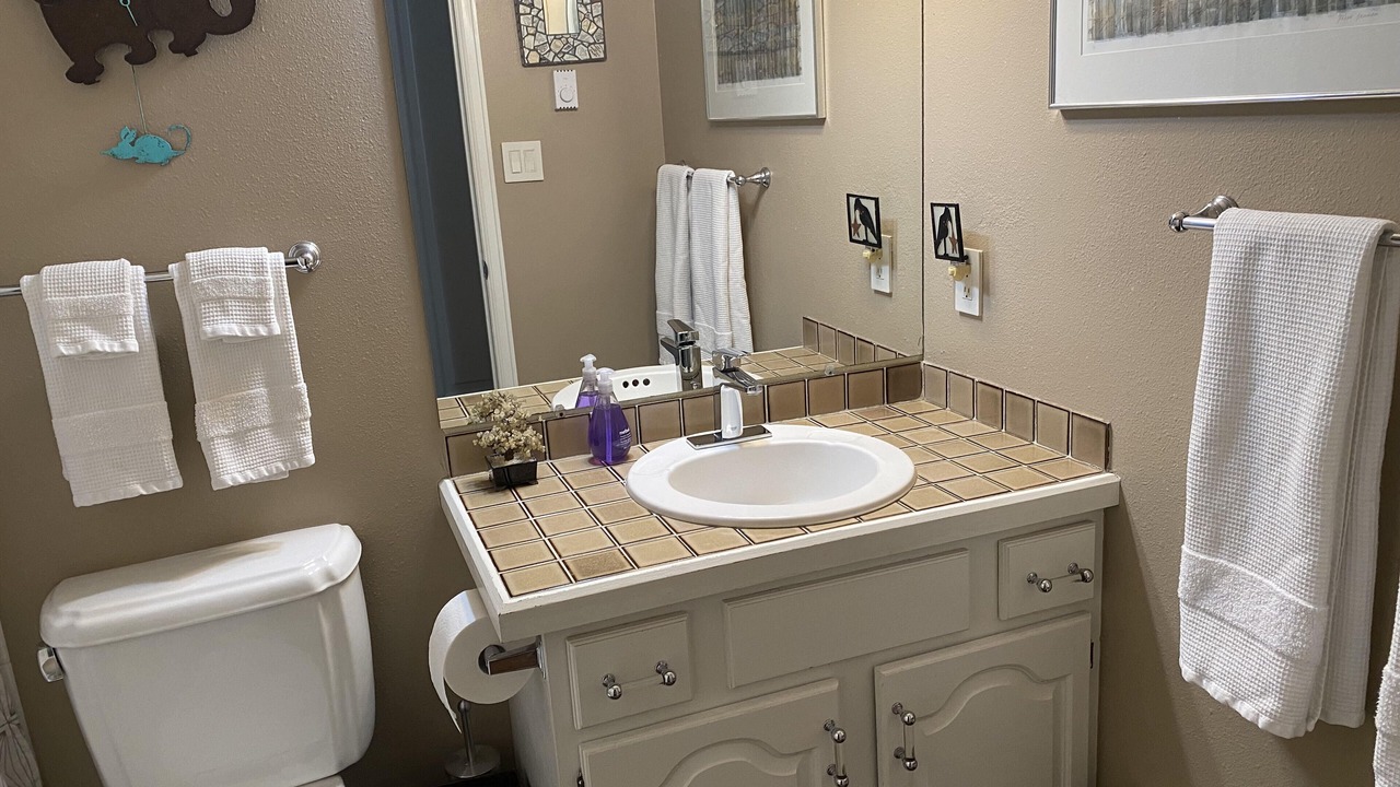Photo of Bathroom in Morrison