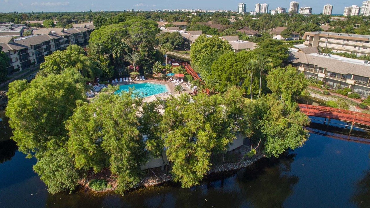Photo of Outdoor in Park Shore