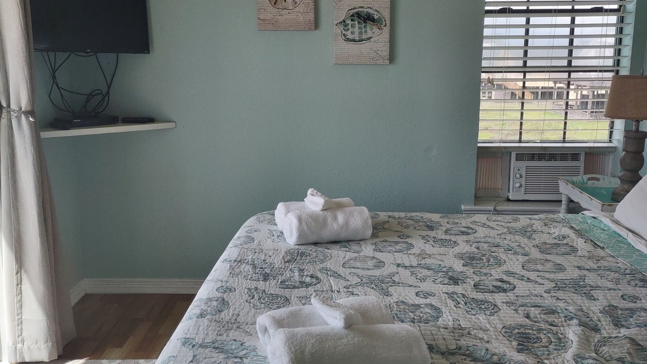 Photo of Bedroom in Galveston