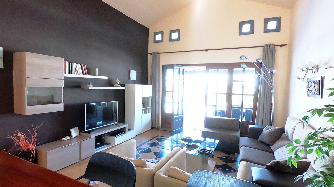 Photo of Livingroom in Montana Roja