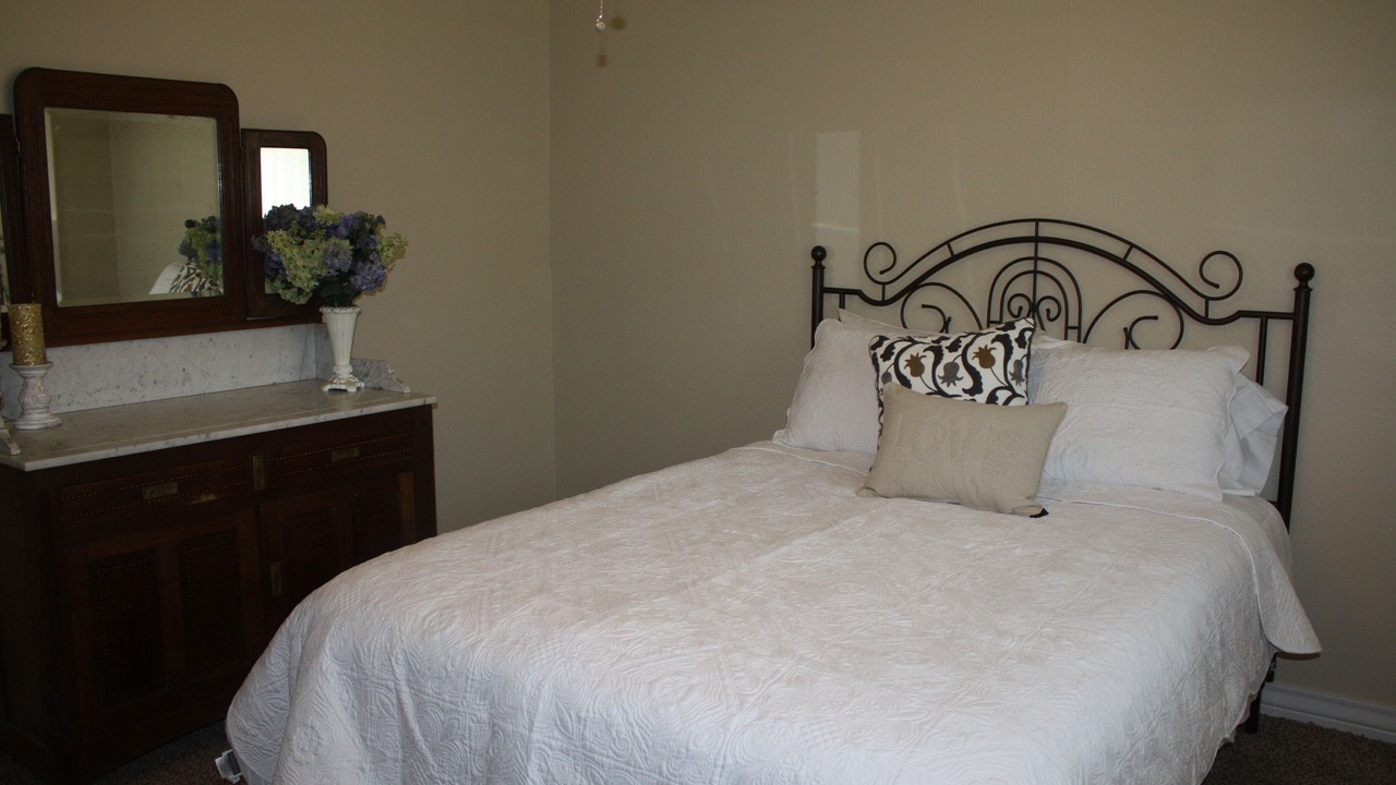 Photo of Bedroom in Bay Area