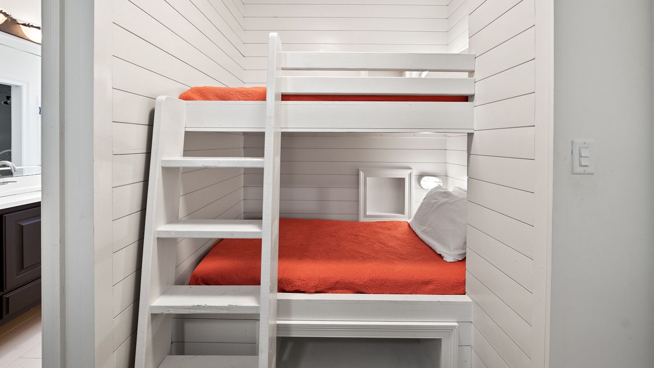 Photo of Bedroom in Fort Walton Beach - Destin