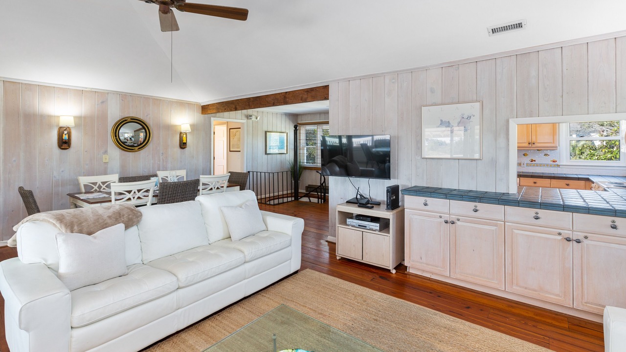 Photo of Bedroom in Sullivan's Island