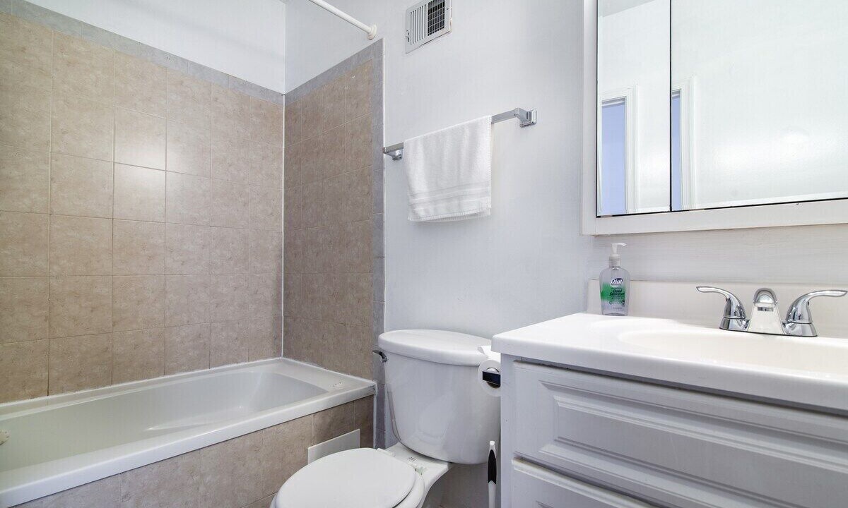 Photo of Bathroom in Petworth