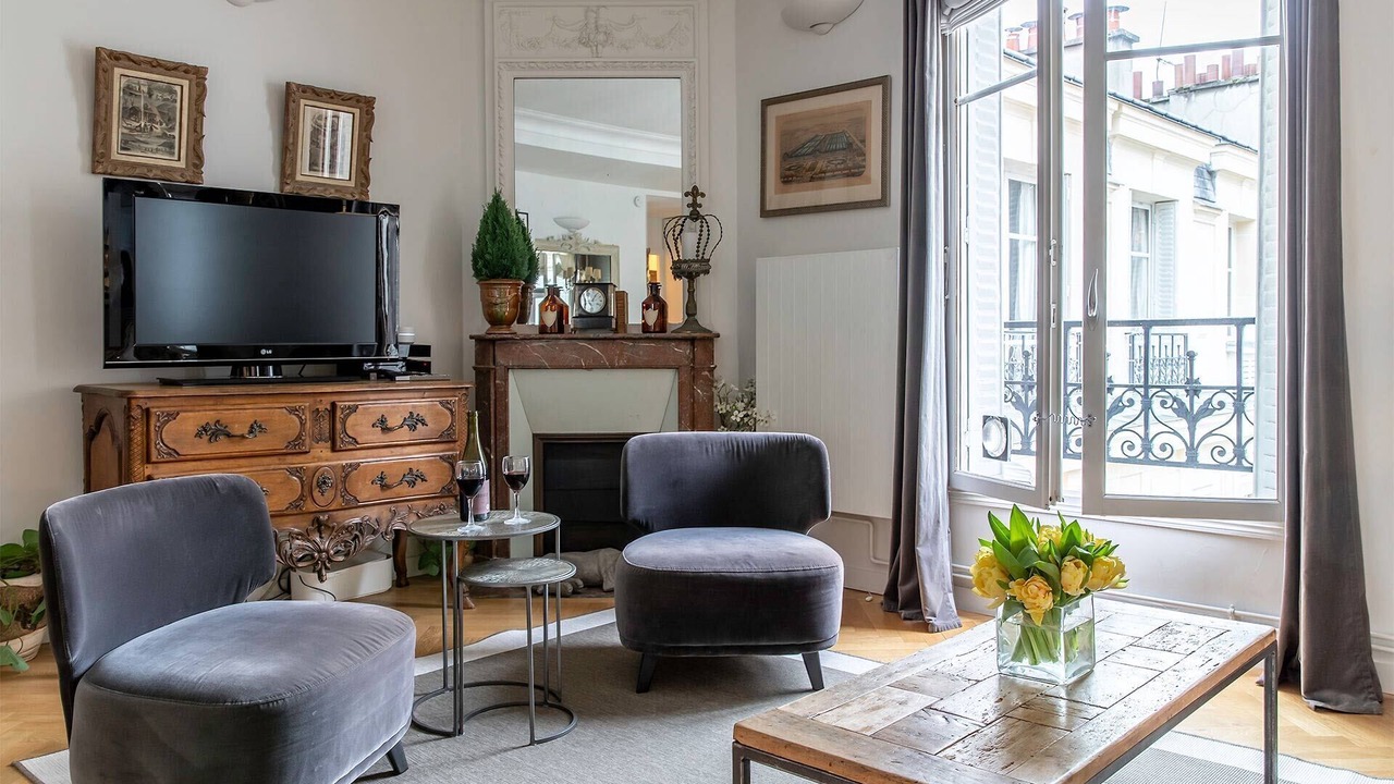 Photo of Bedroom in Quartier du Gros-Caillou