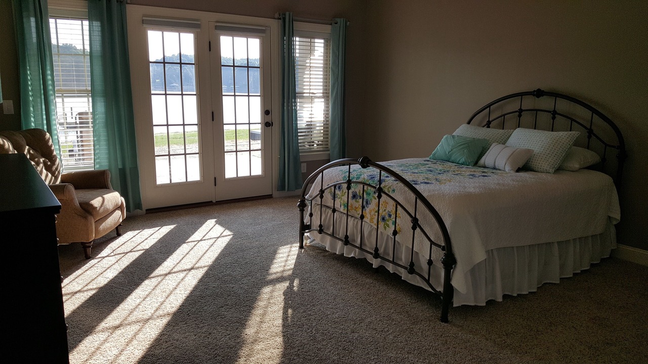 Photo of Bedroom in Lake Norman of Catawba