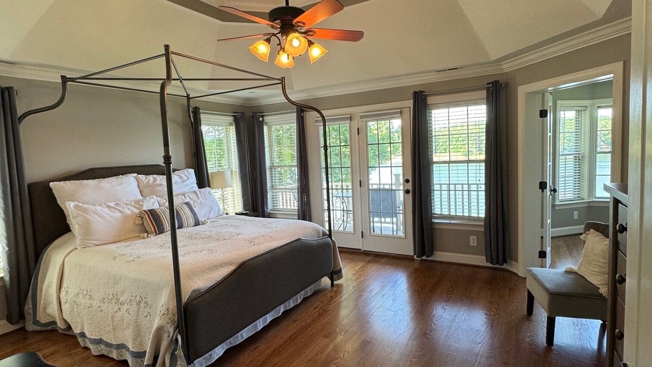 Photo of Bedroom in Lake Norman of Catawba