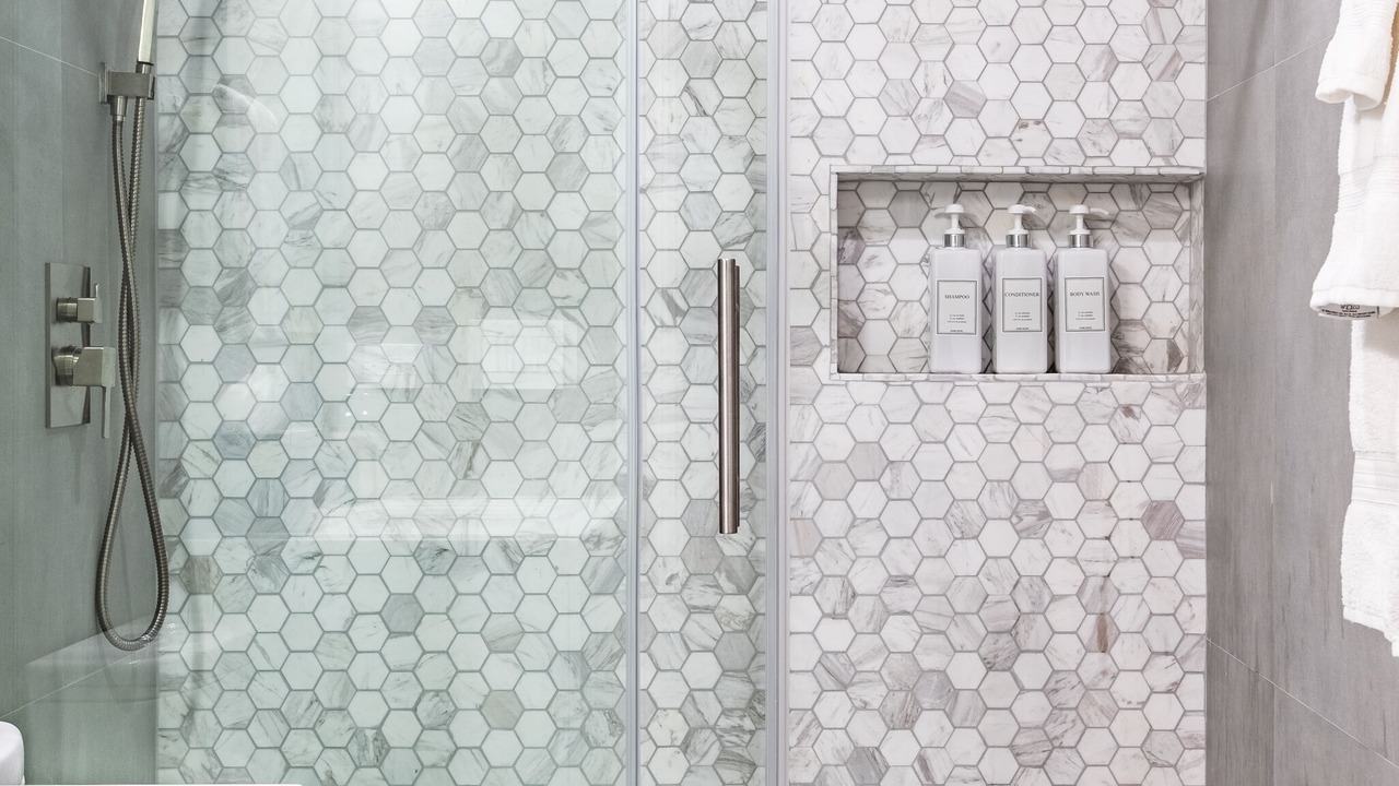 Photo of Bathroom in Seven Mile Beach