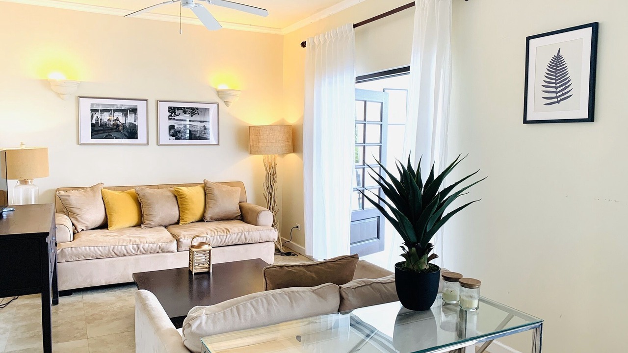 Photo of Livingroom in Christie