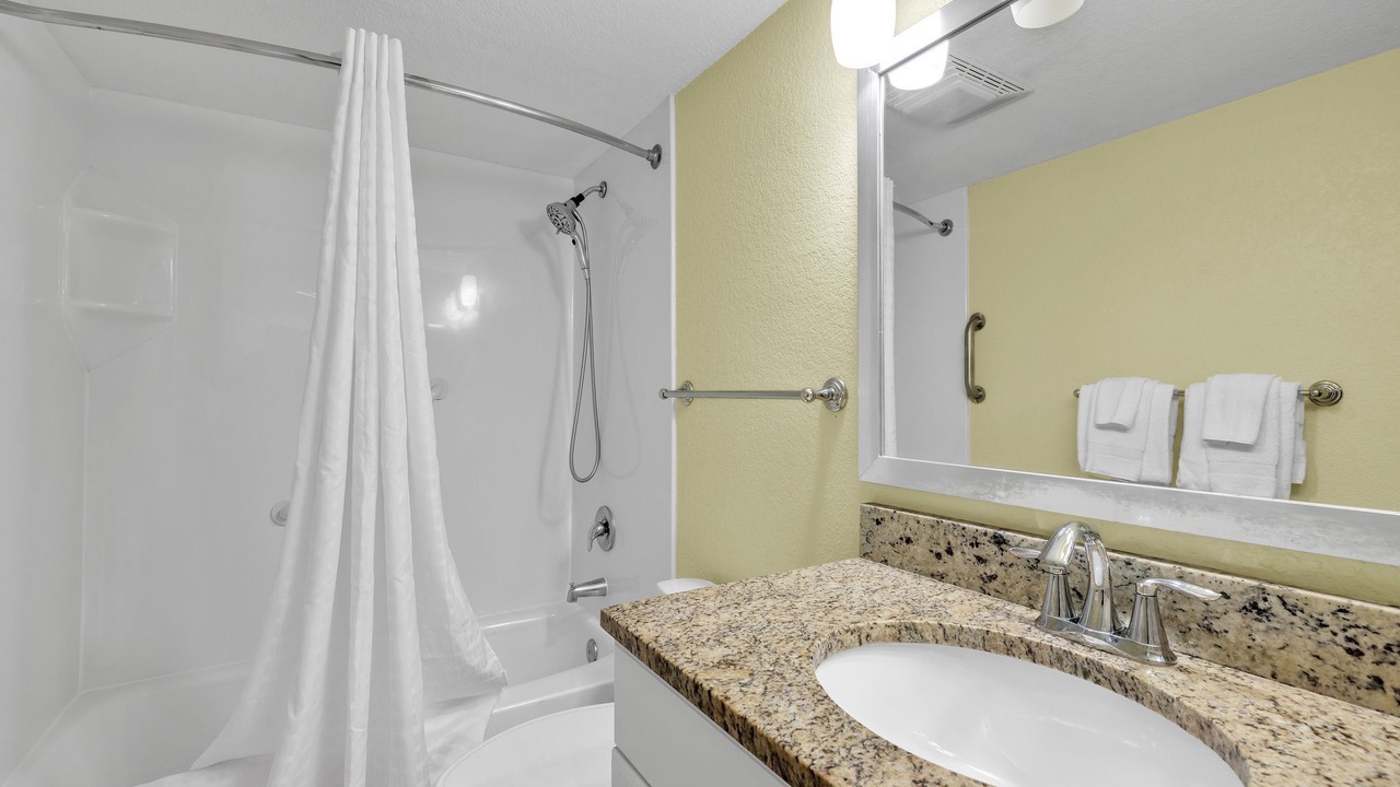 Photo of Bathroom in Folly Field