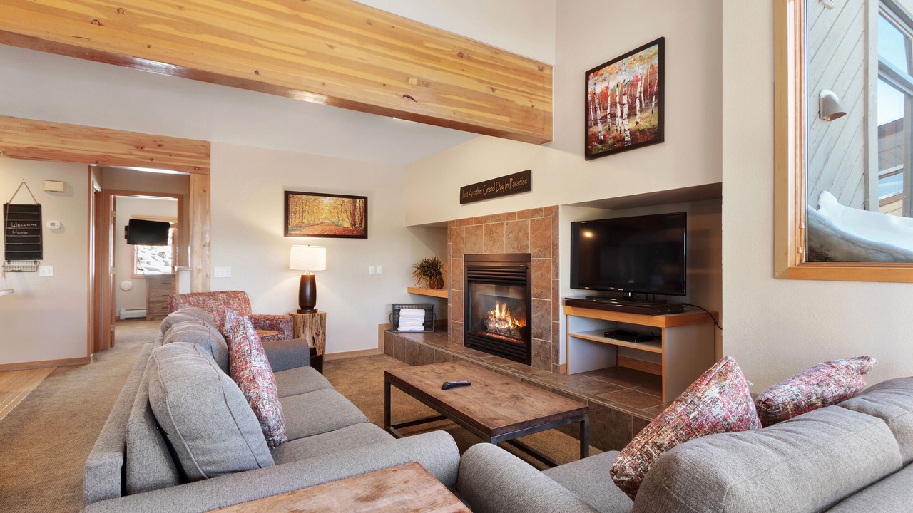 Photo of Livingroom in Baldy Mountain