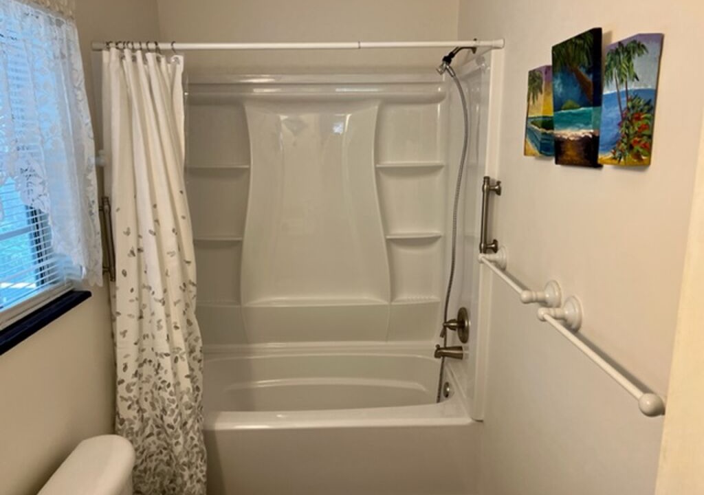 Photo of Bathroom in Lincolnville