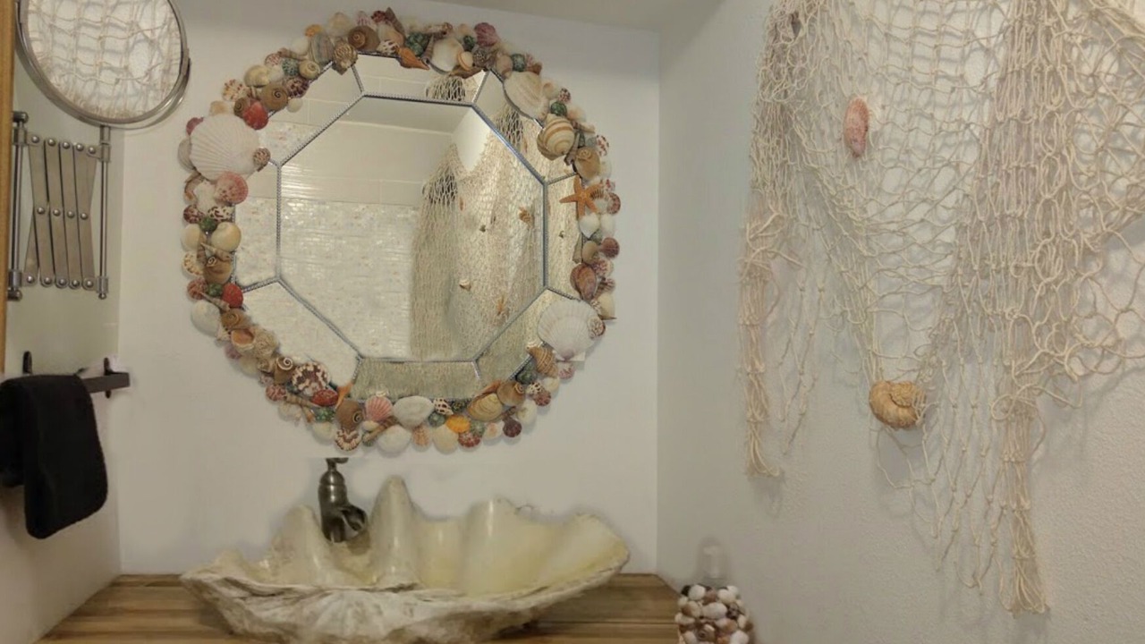Photo of Bathroom in Waldport