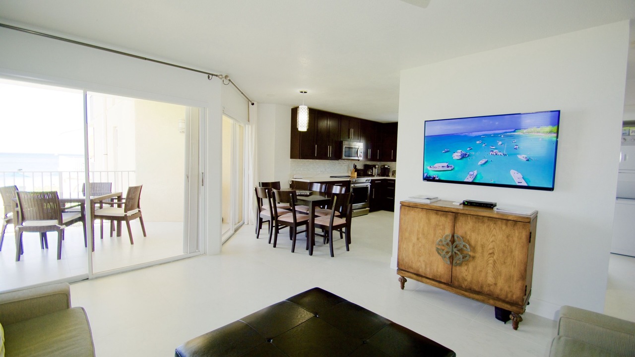 Photo of Patio Balcony in Seven Mile Beach