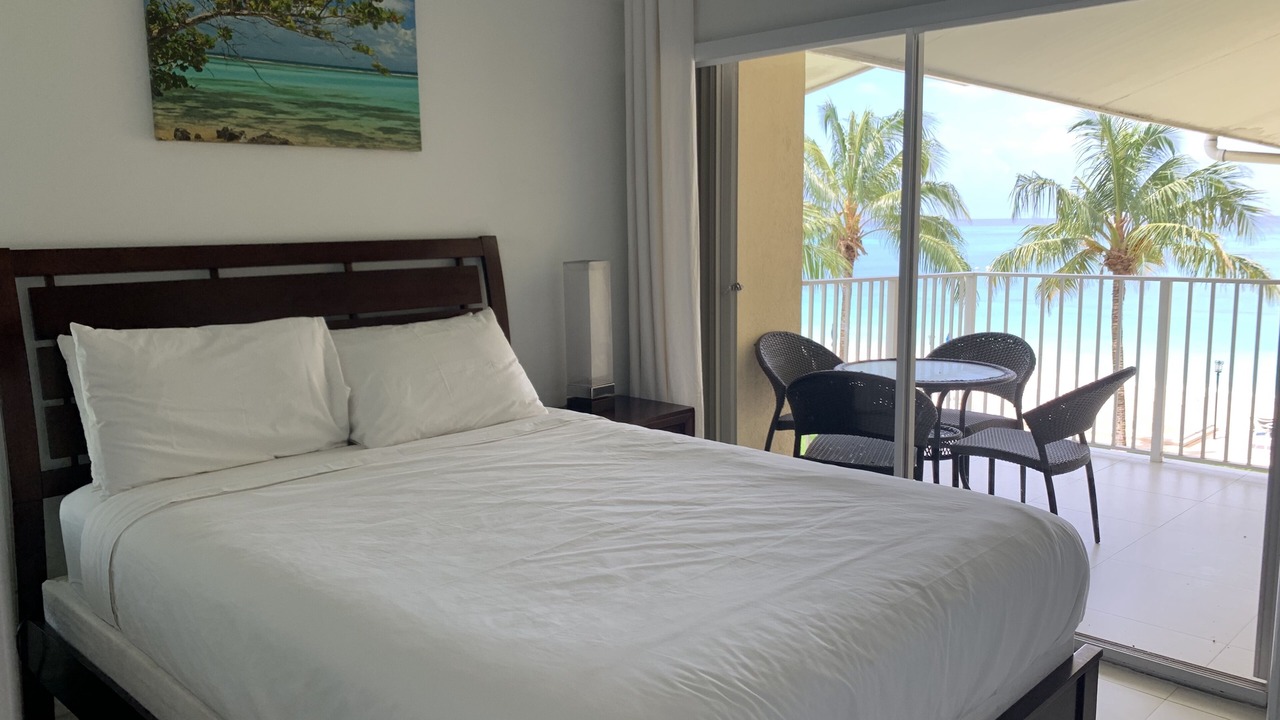 Photo of Patio Balcony in Seven Mile Beach