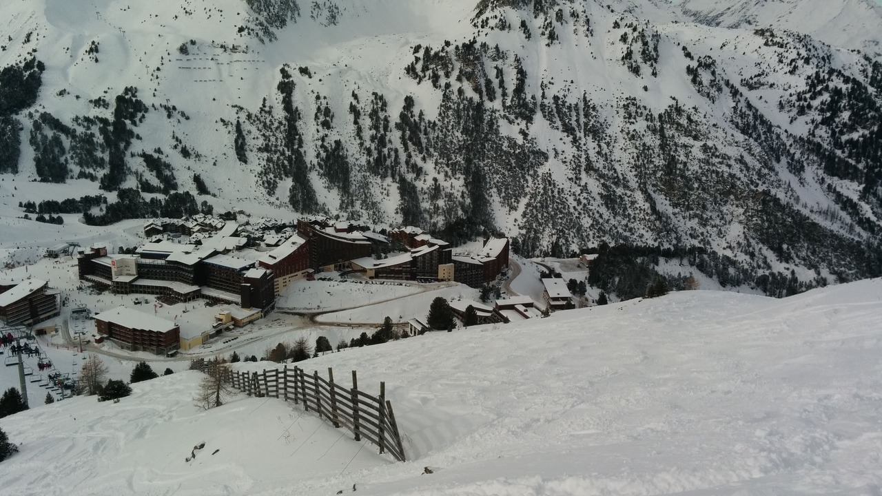 Photo of Outdoor in Arc-2000