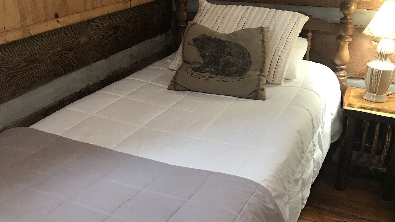 Photo of Bedroom in Sugar Grove
