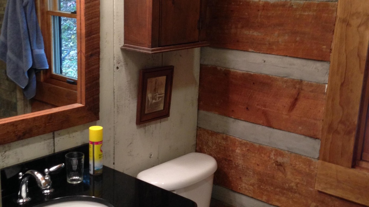 Photo of Bathroom in Sugar Grove
